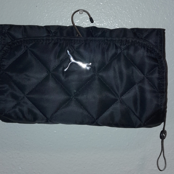 PUMA TOILETRY BAG (BLACK) - Picture 8 of 10